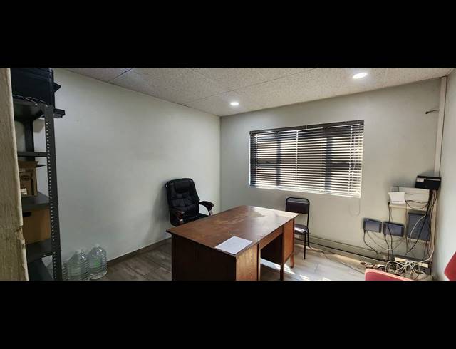 5,794M² BUSINESS FOR SALE IN VANDERBIJLPARK CENTRAL